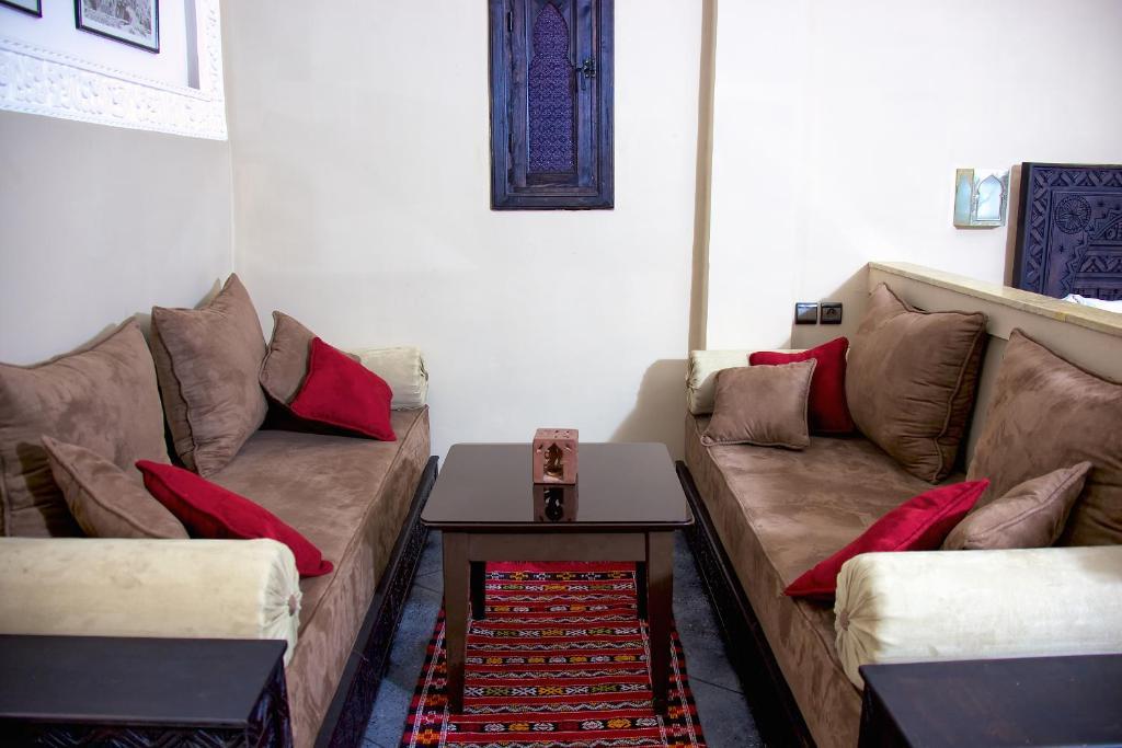 Hotel Azoul Уарзазат Номер фото