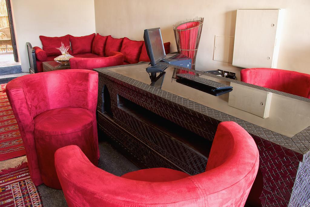 Hotel Azoul Уарзазат Экстерьер фото